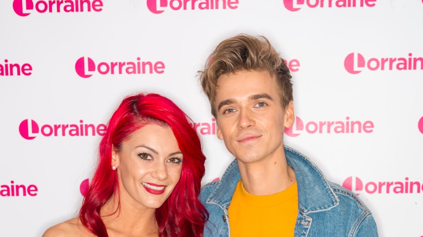 Dating joe dianne sugg and buswell Who is