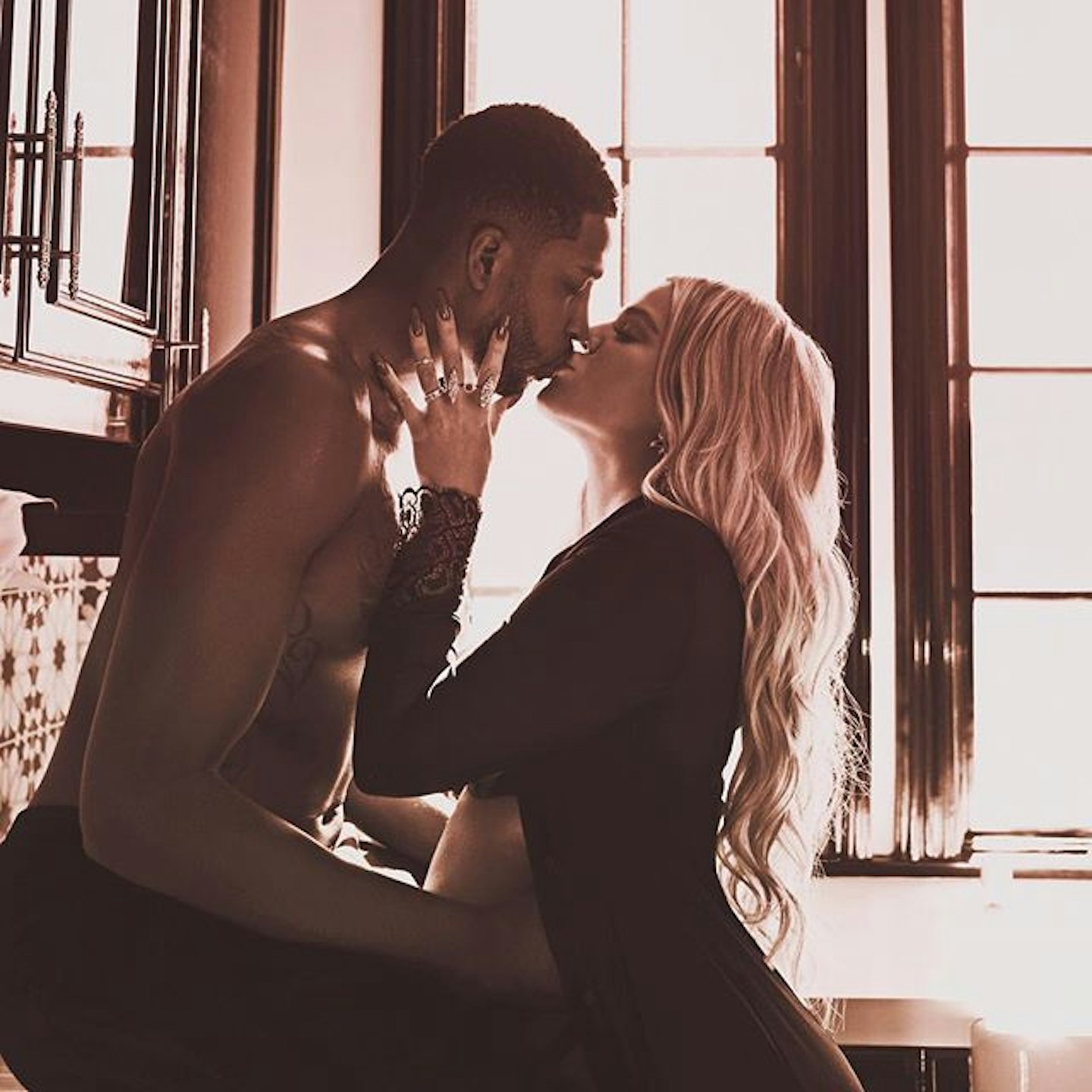 KHLOE KARDASHIAN