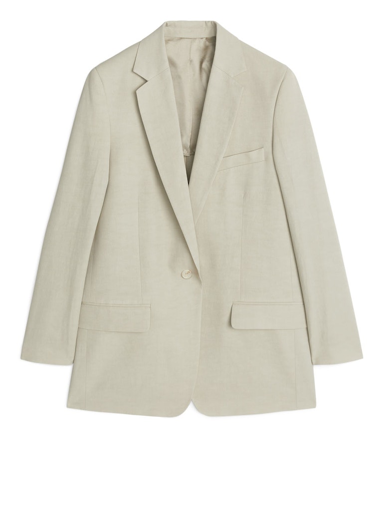 5 Outfits We’re Copying To Get Through This Working Week