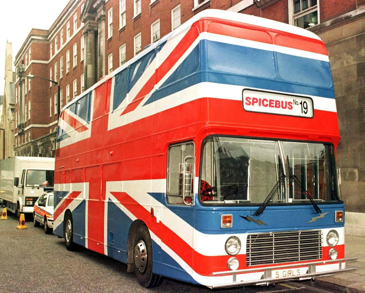 The fabulous spice bus