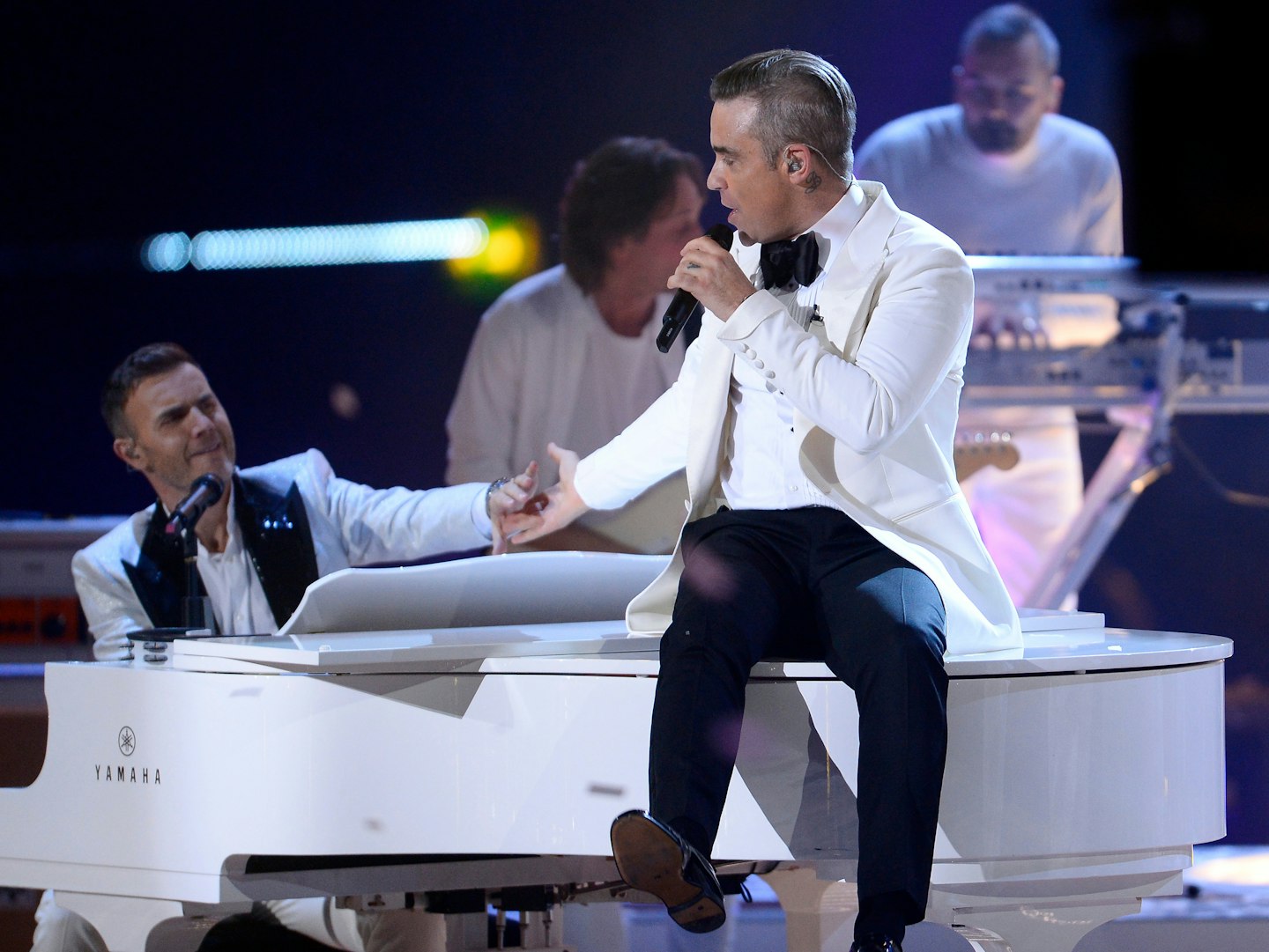 Robbie Williams reunited with Take That