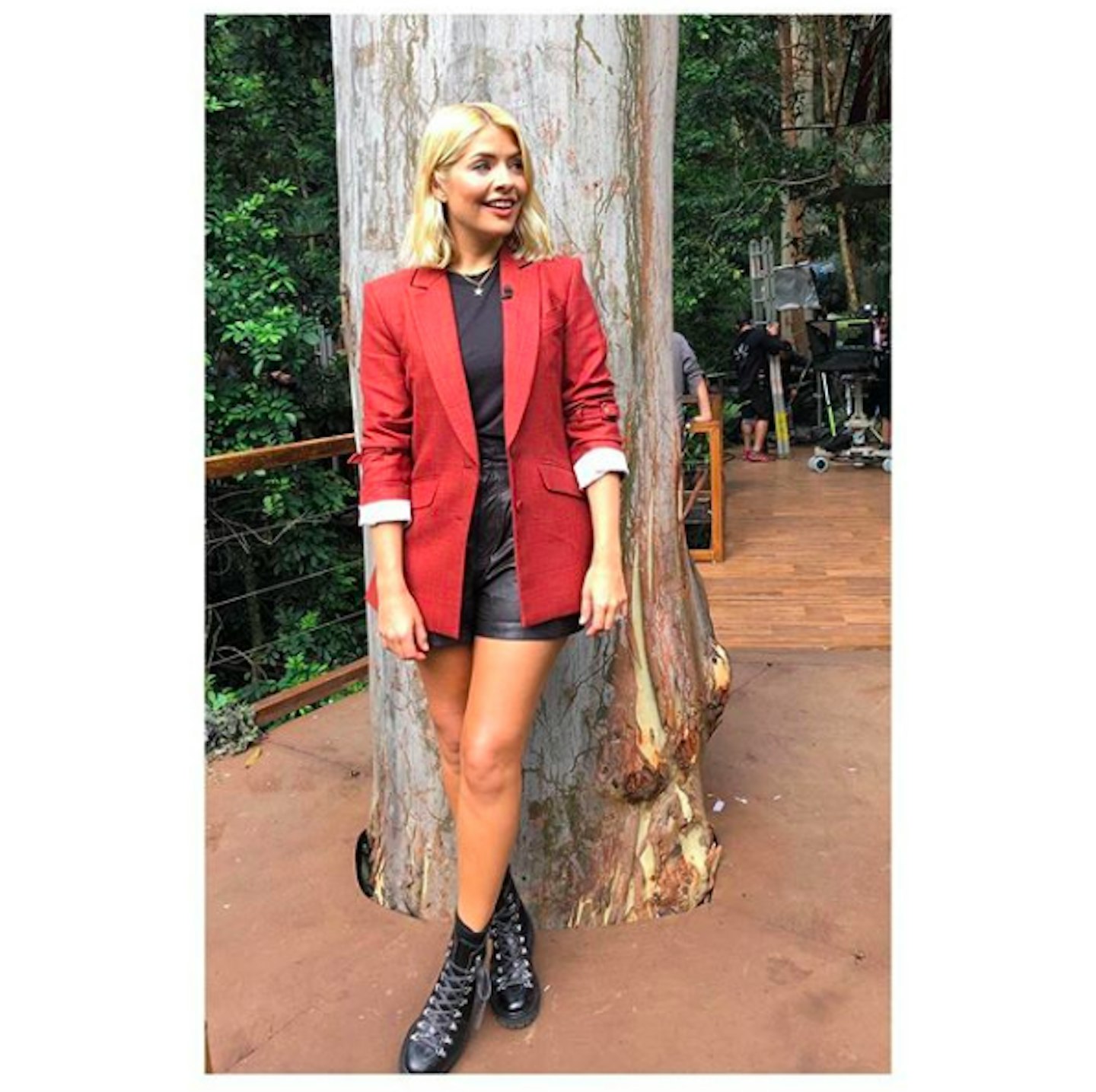 holly willoughby im a celeb outfit 7 november 2018