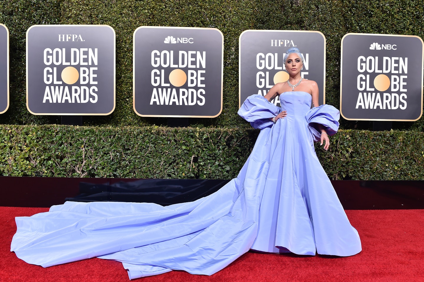 lady gaga ultra violet golden globes