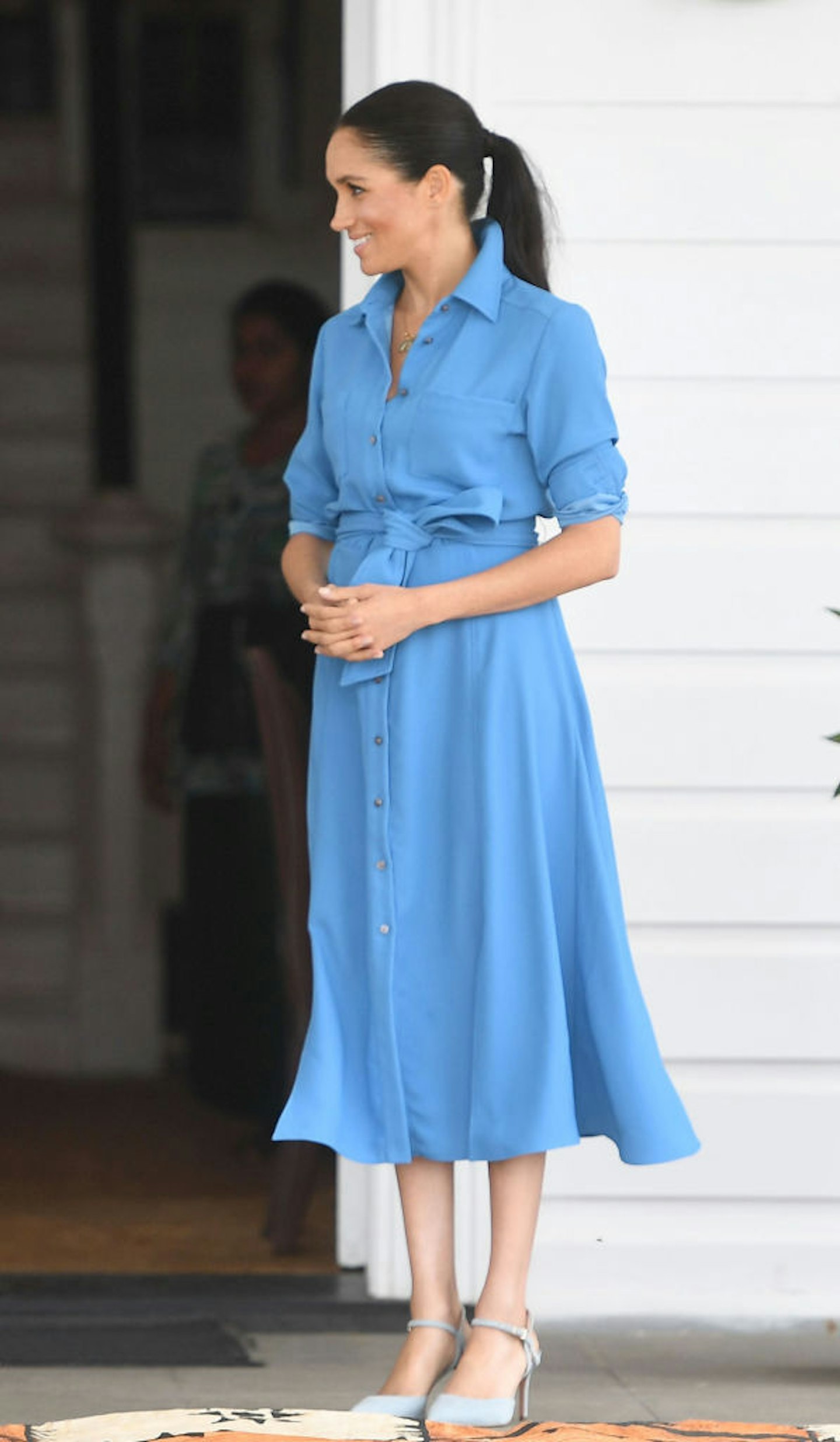 meghan markle pregnancy outfits style