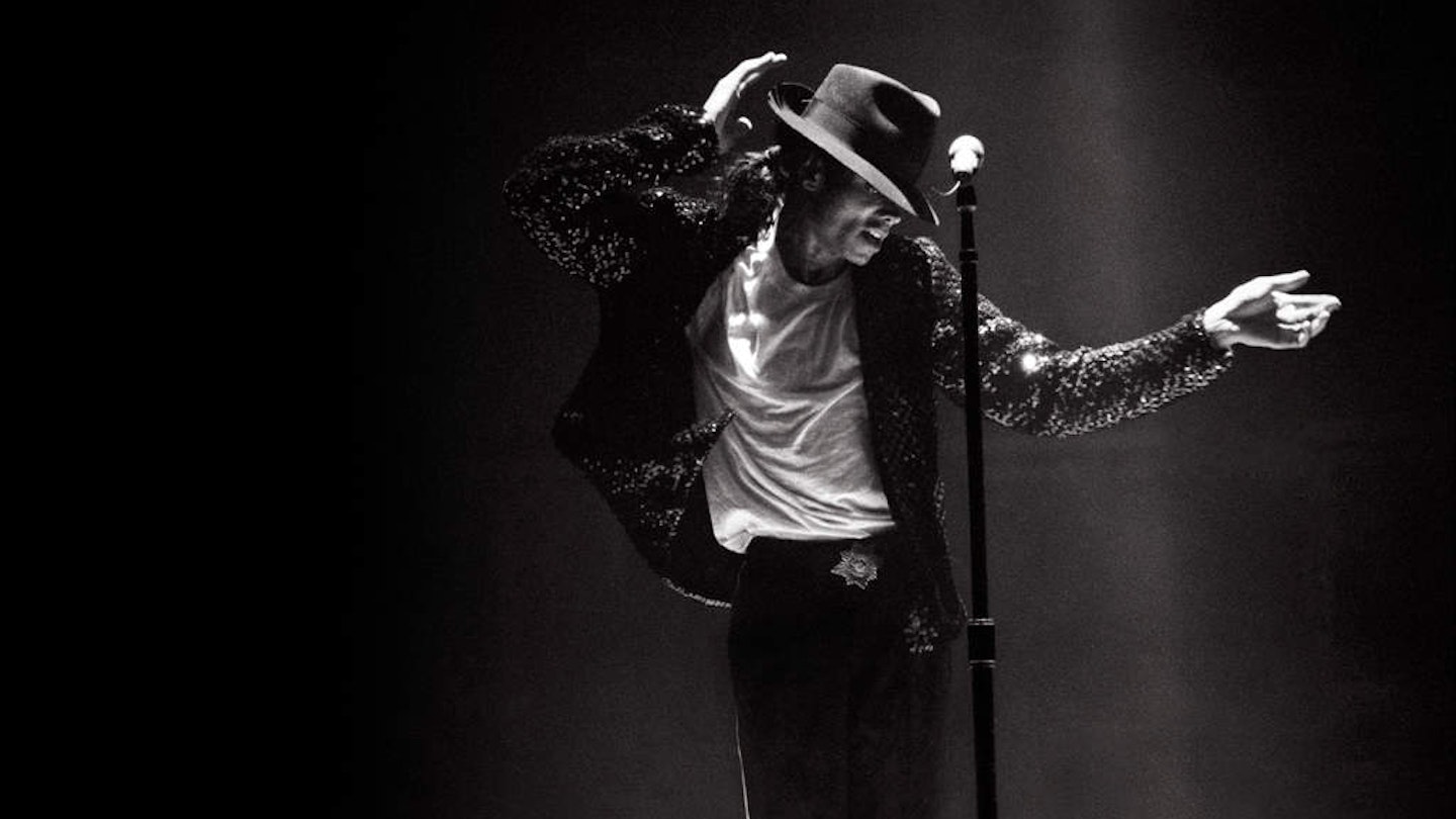 Michael Jackson leaving neverland