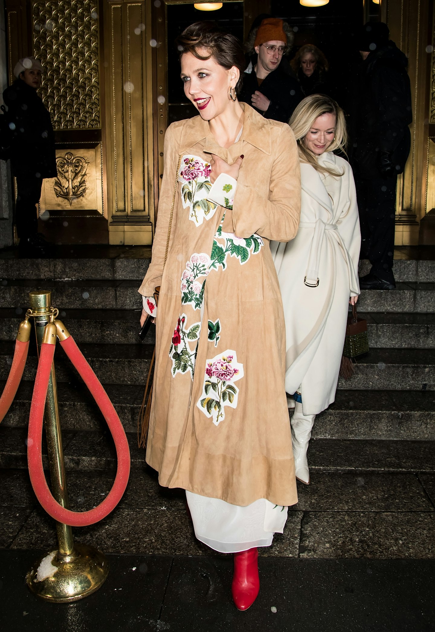 Maggie Gyllenhaal leaving the Oscar de la Renta fashion show.