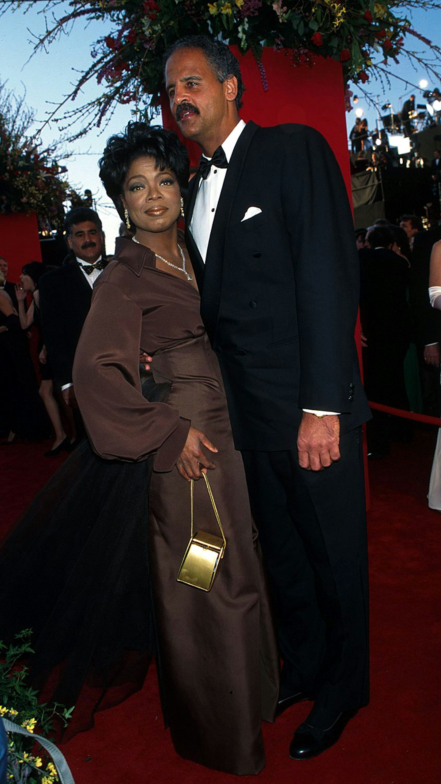 90s Oscars Fashion Oprah Winfrey