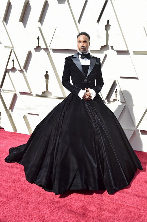 Lady Gaga Channels Audrey Hepburn On The 2019 Oscars Red Carpet | Grazia