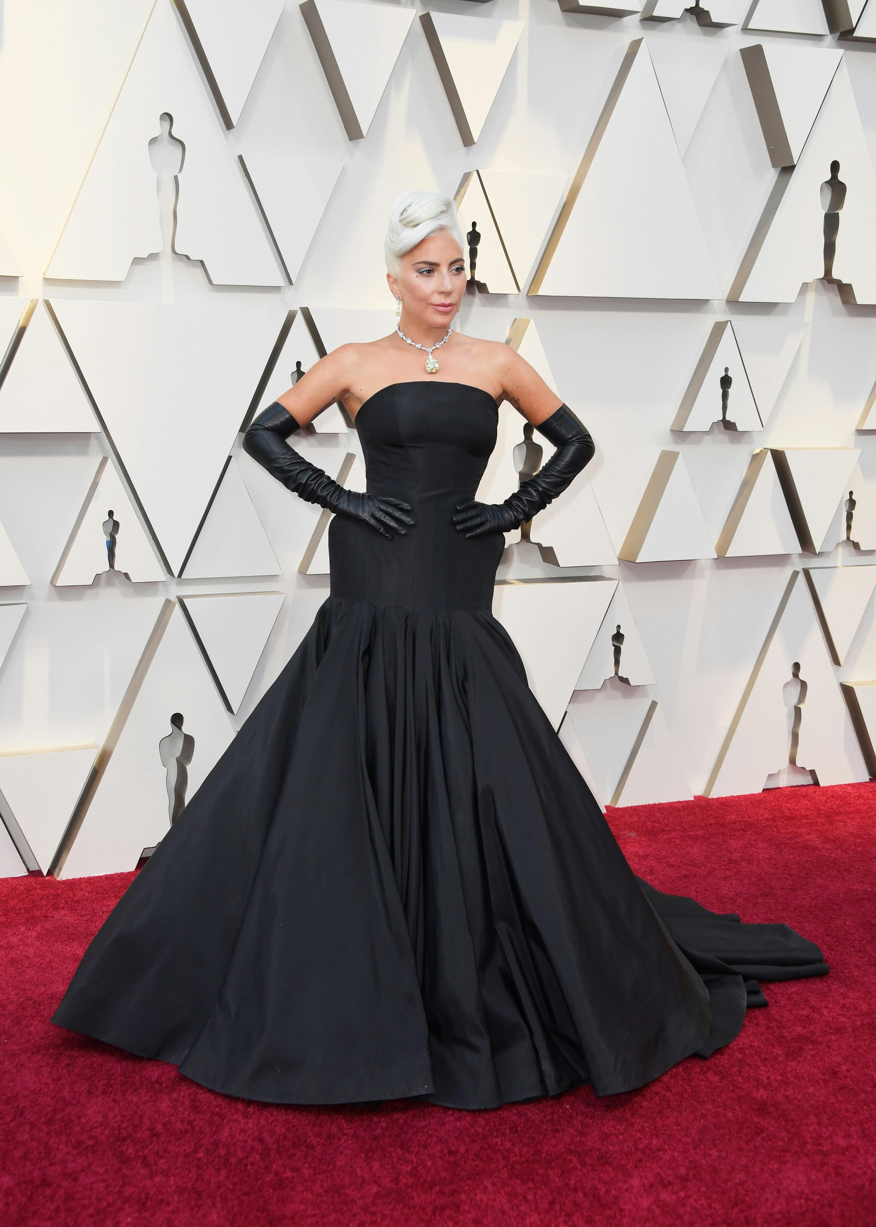 Oscars 2019 best dressed celebs From Jennifer Lopez to EastEnders Ben Hardy Closer