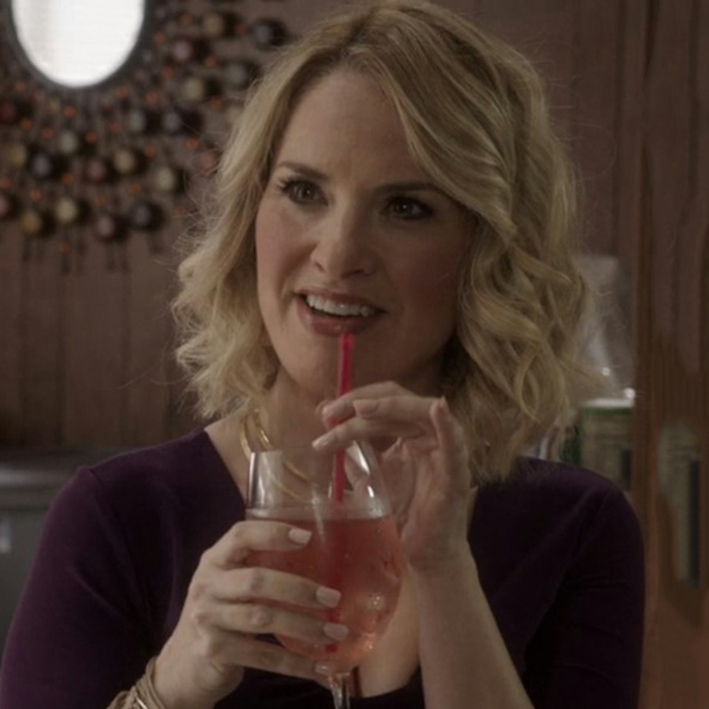 Leslie Grossman as Donna Shellstrop