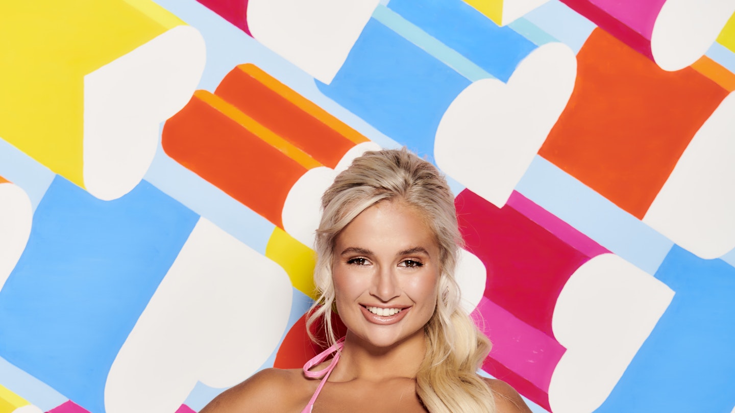 Which footballer did Molly-Mae Hague date before Love Island?