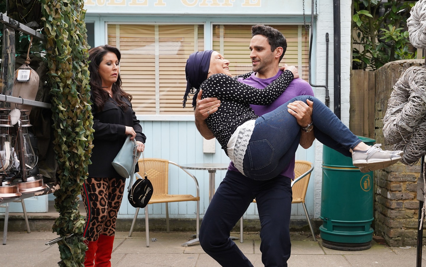 eastenders spoilers stacey fowler kush kazemi custody war