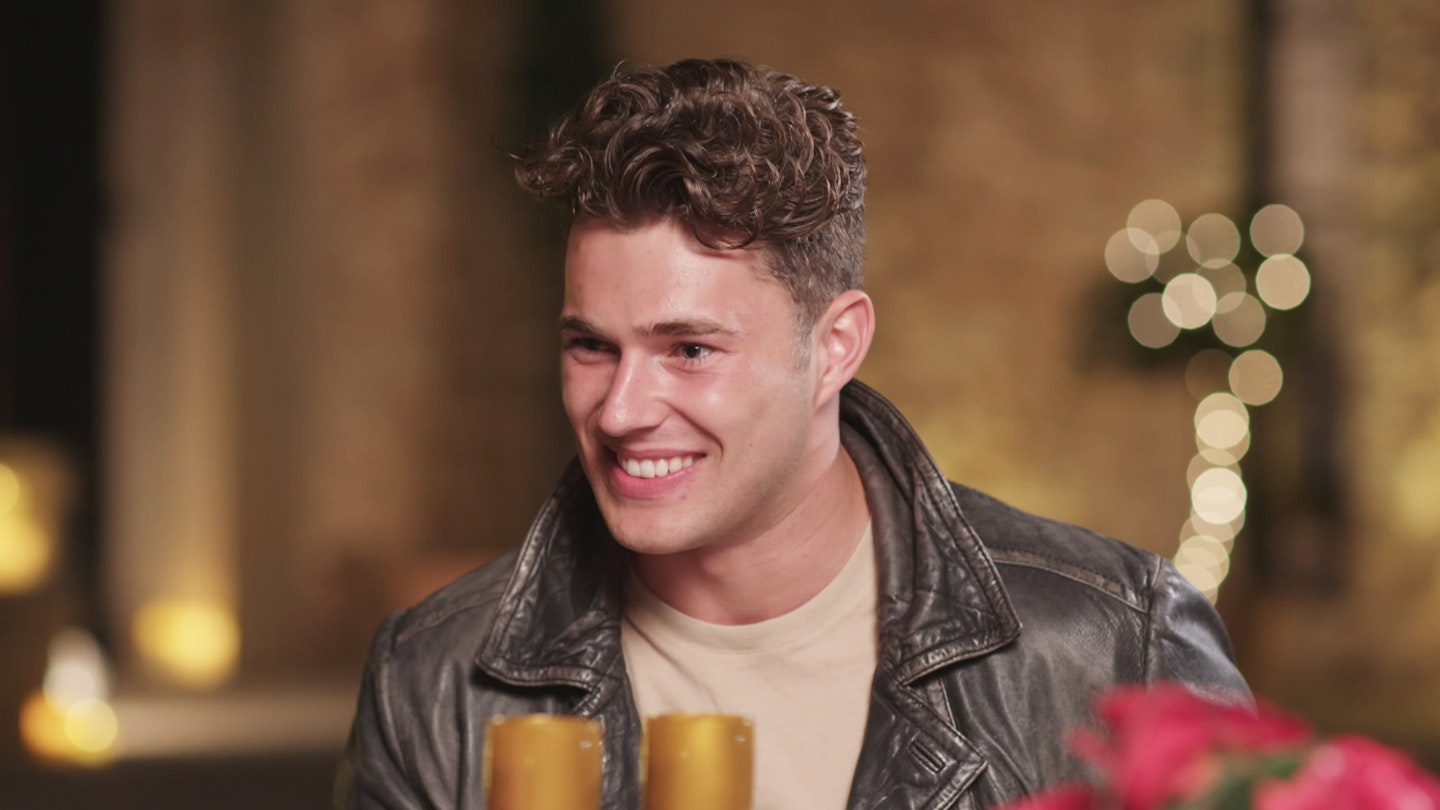 LOVE ISLAND