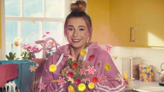 Dani Dyer advertising washing detergent as Love Island fame dwindles