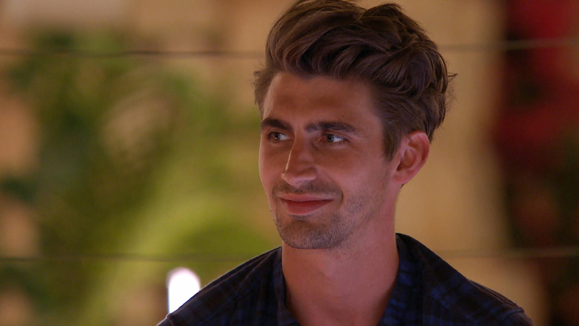 Love Island&rsquo;s Chris Taylor breaks down