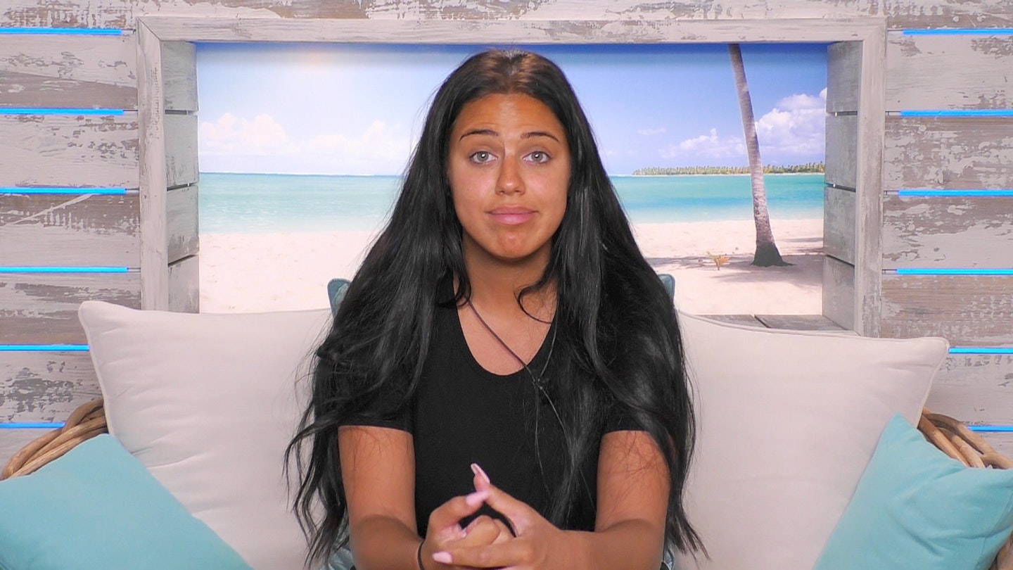 SEVEN NEW ISLANDERS ARRIVE AT THE VILLA KICKING AND SCREAMING