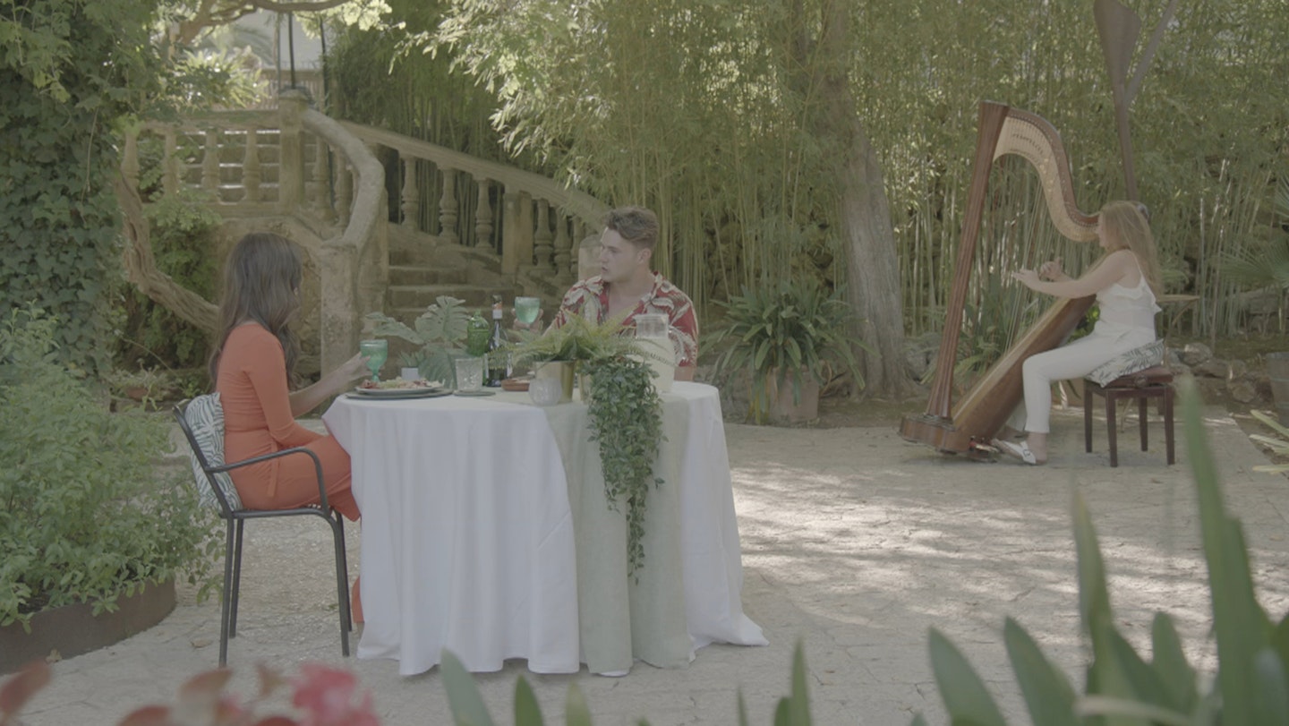 CURTIS AND MAURA FACE THE MUSIC ON THEIR FINAL DATE