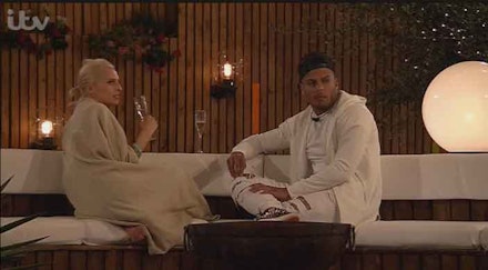 Love Island series one: we rewatched and it’s REALLY BAD | Closer