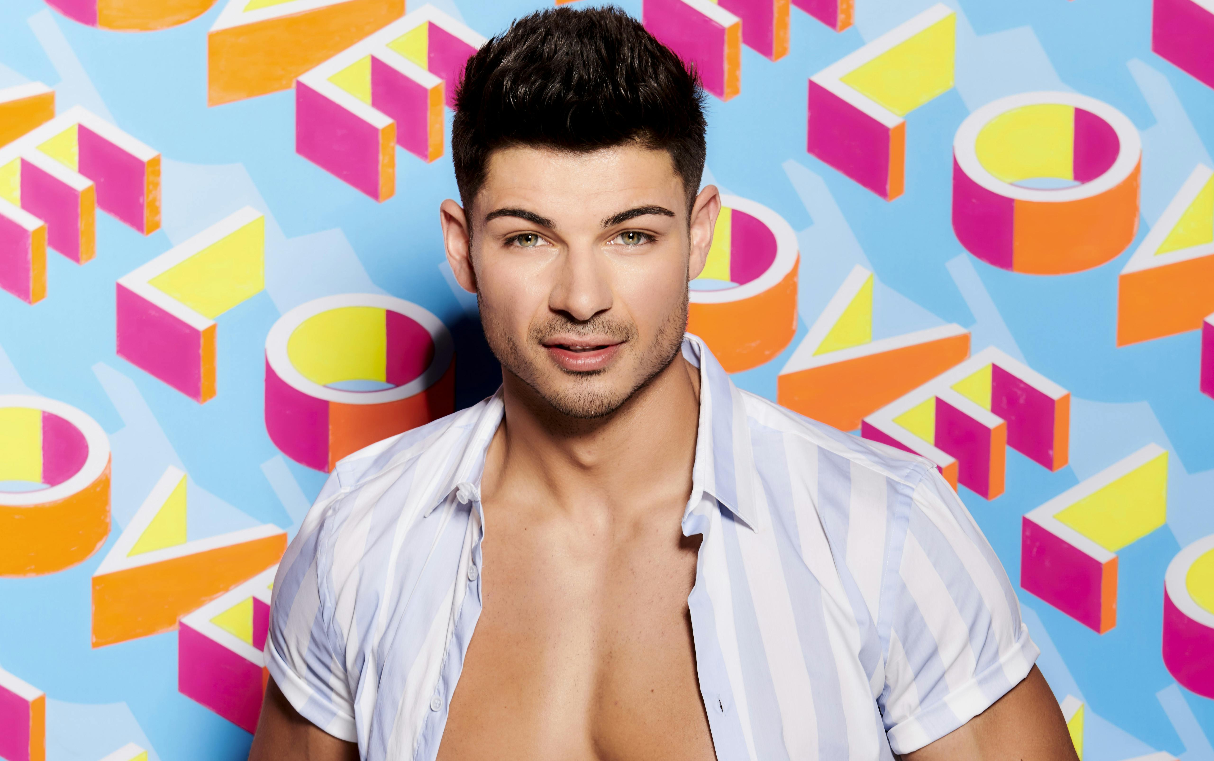 Love Island’s Anton reveals the real reason why he UNFOLLOWED MollyMae