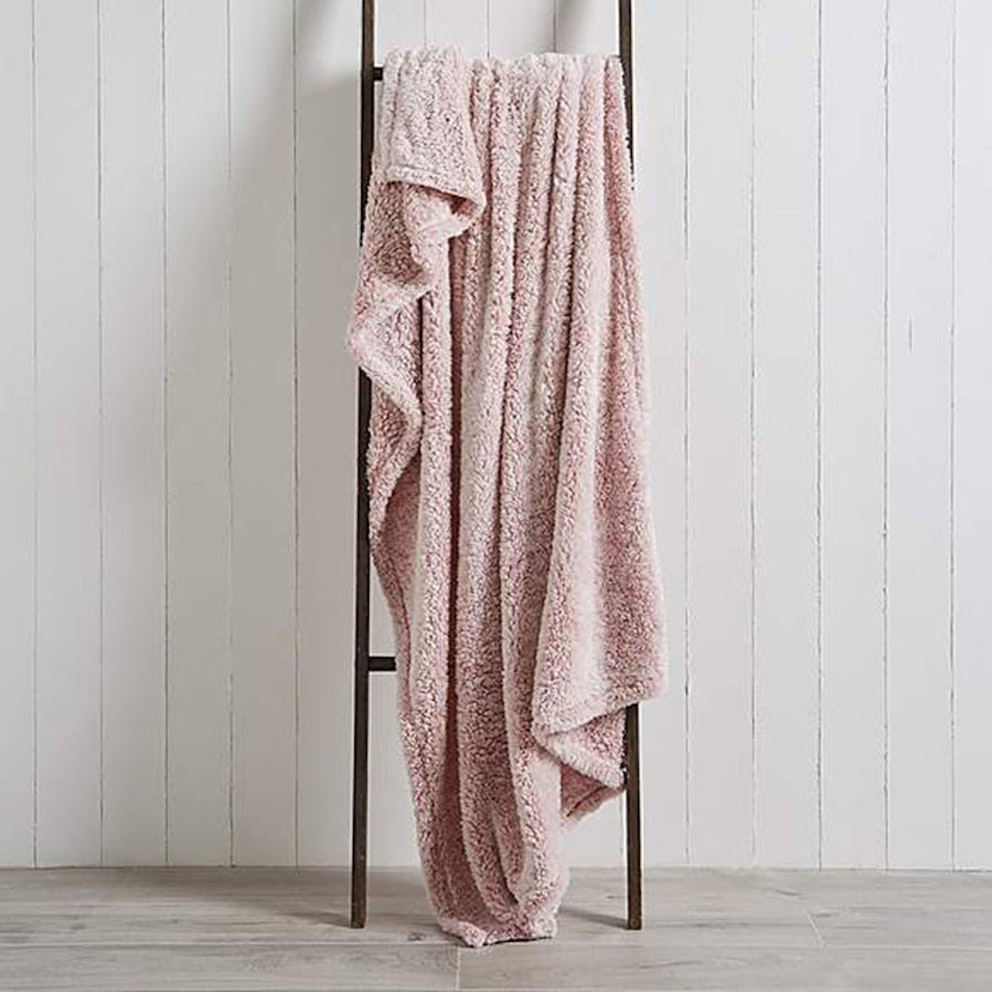 Blush pink bedroom accessories
