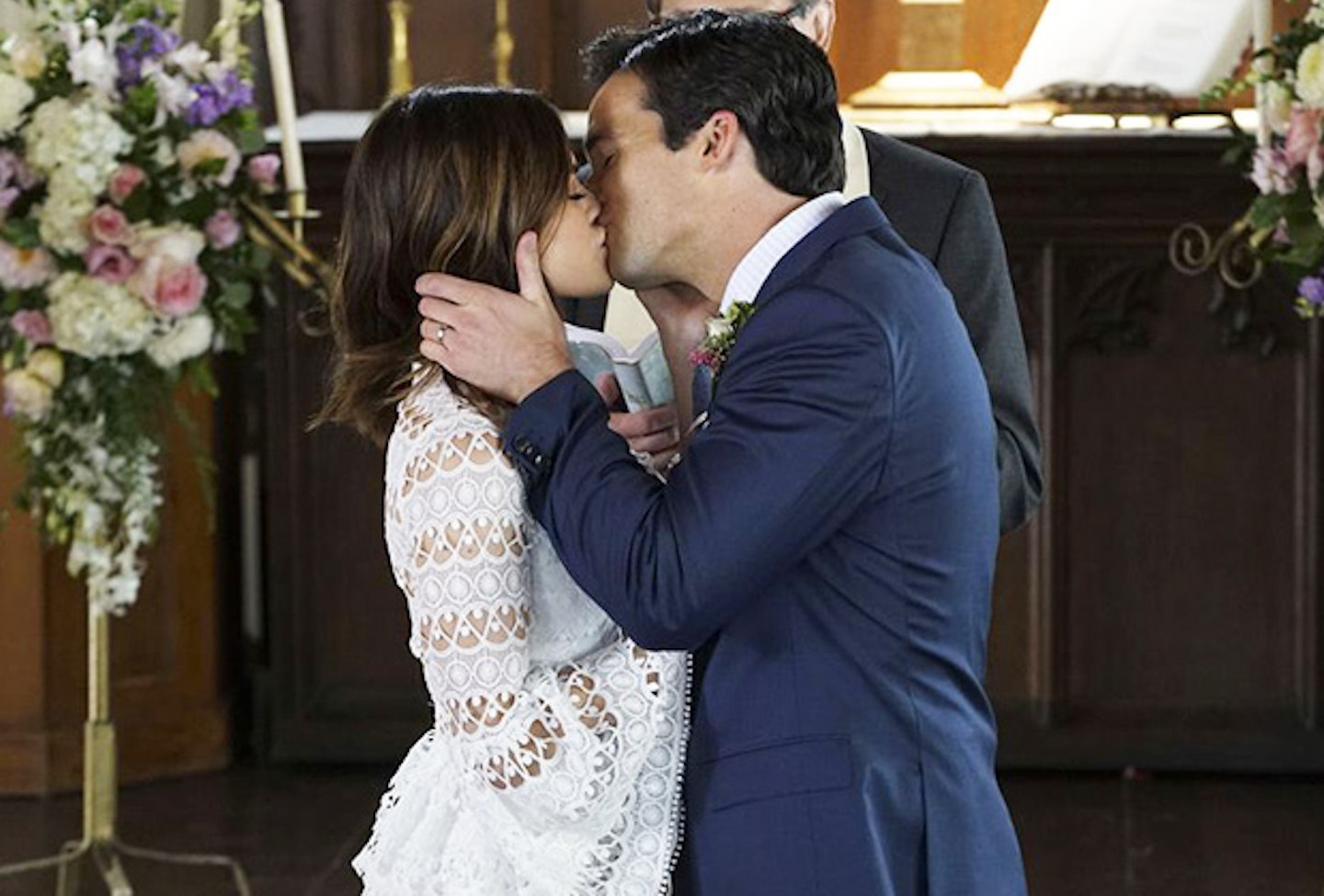 Let's Talk About Pretty Little Liars, The Ultimate Problematic Fave