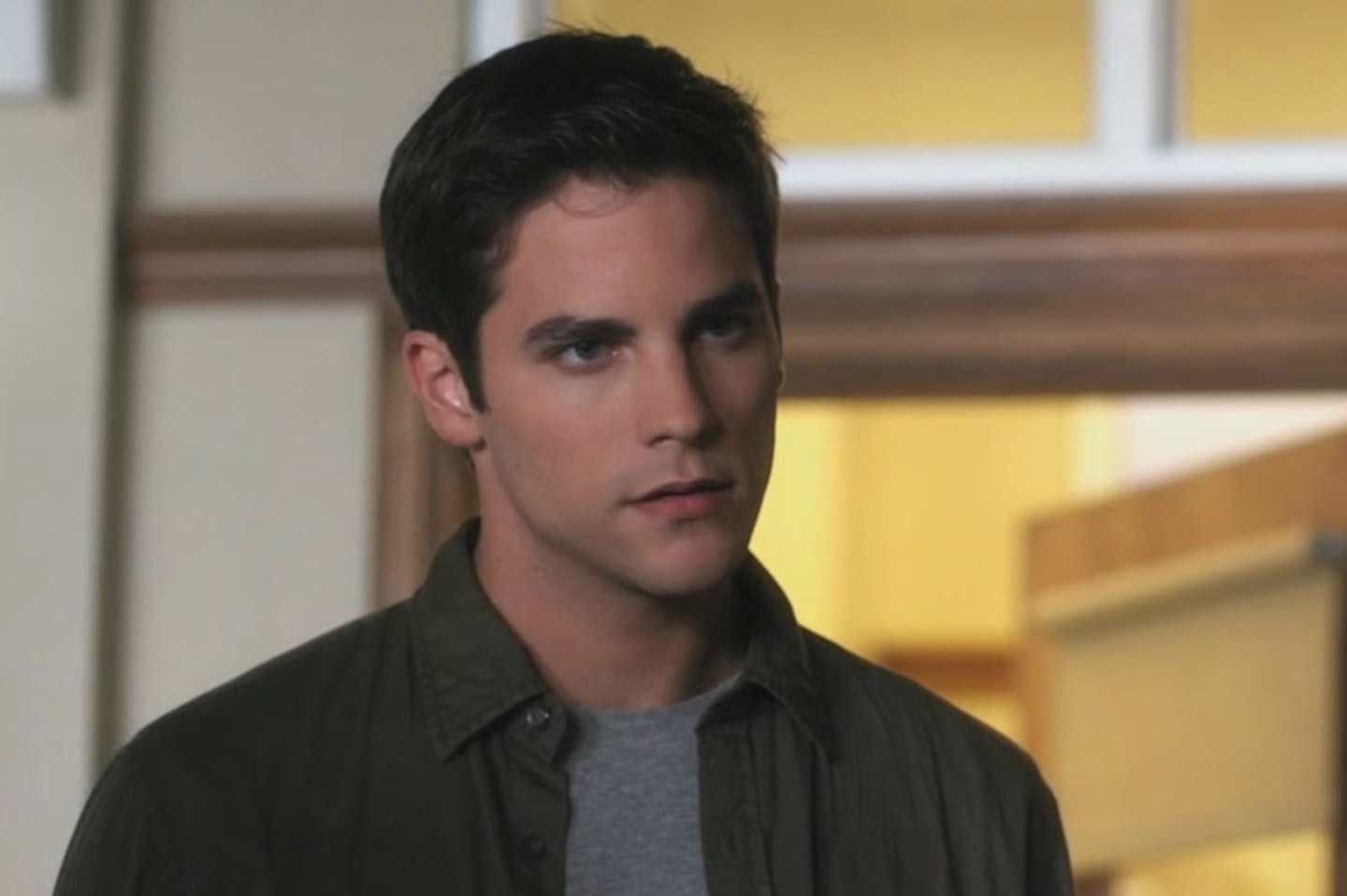 Let's Talk About Pretty Little Liars, The Ultimate Problematic Fave