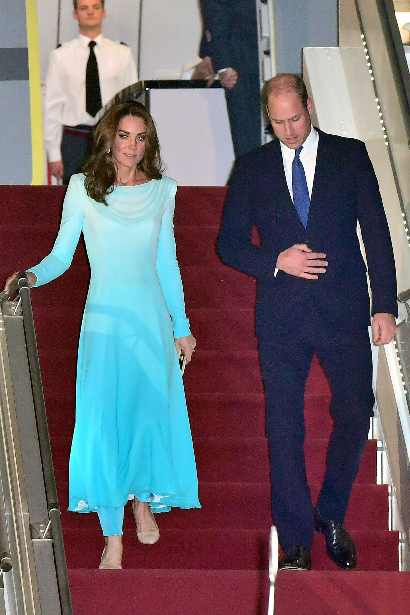Kate Middleton arrives in Pakistan in Catherine Walker