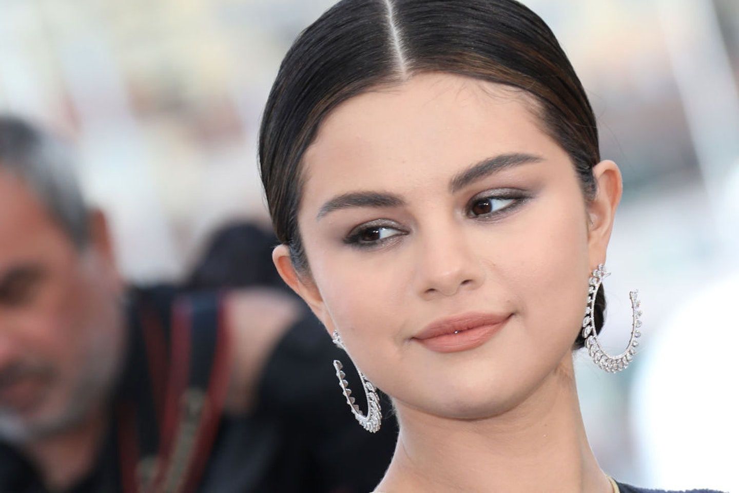 Selena Gomez reveals Kendall Jenner is NOT single - is she dating