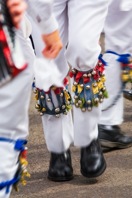 everything-you-need-to-know-about-morris-dancing-leisure-yours