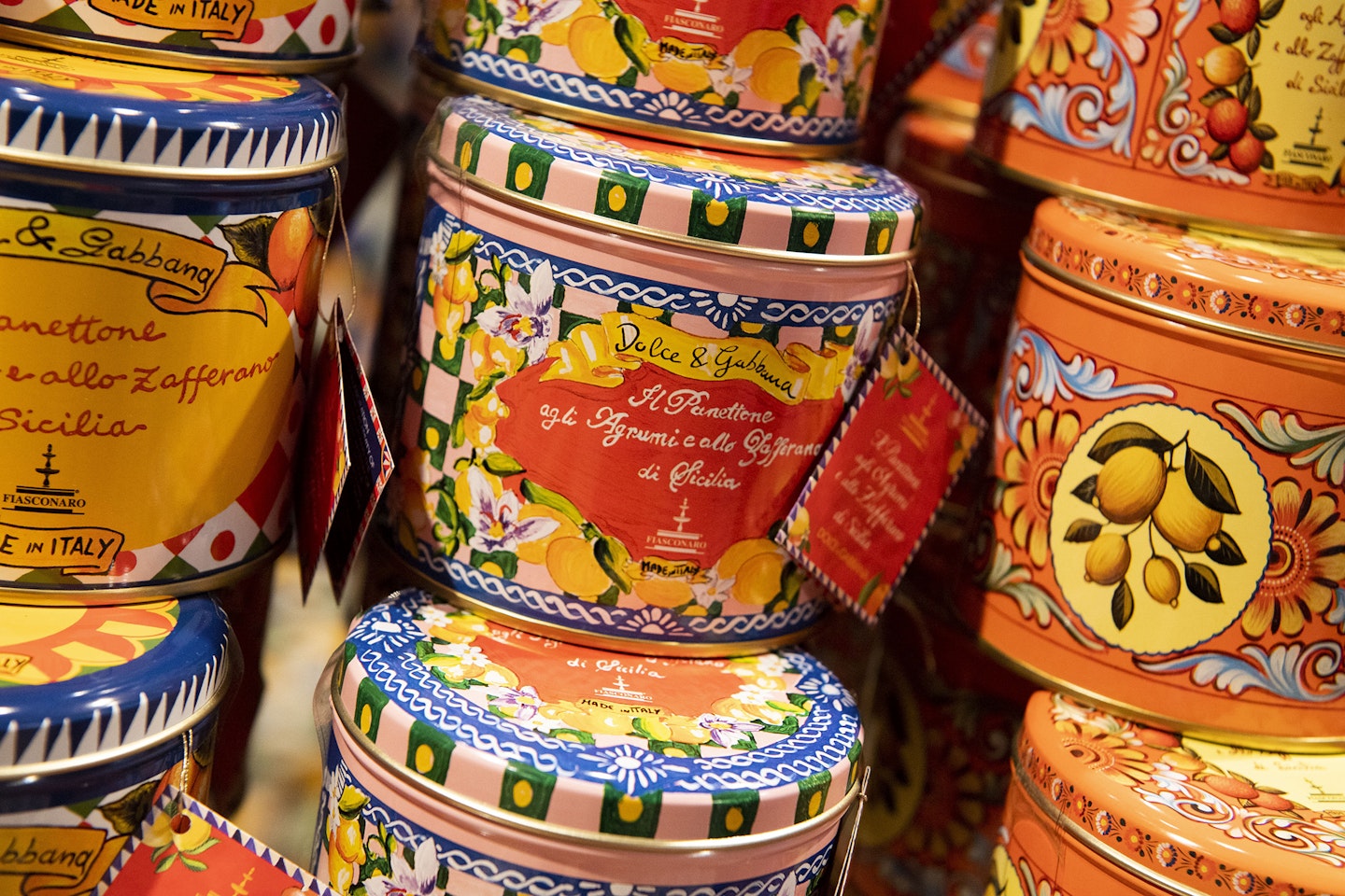 Panettone tins at Dolce & Gabbana 