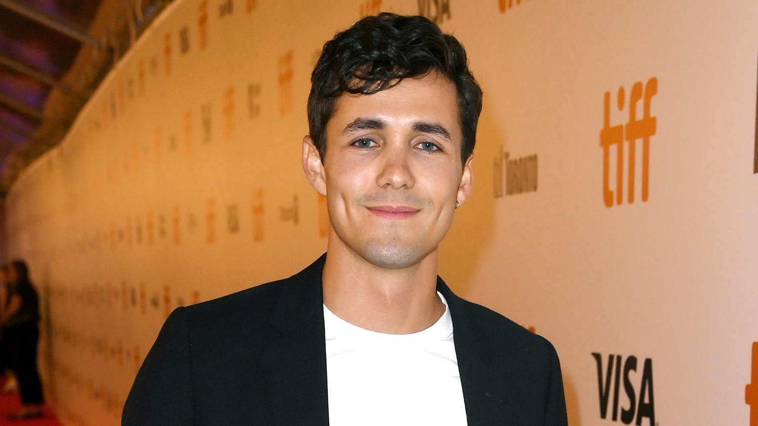 Disney’s LiveAction Little Mermaid Casts Jonah HauerKing As Prince