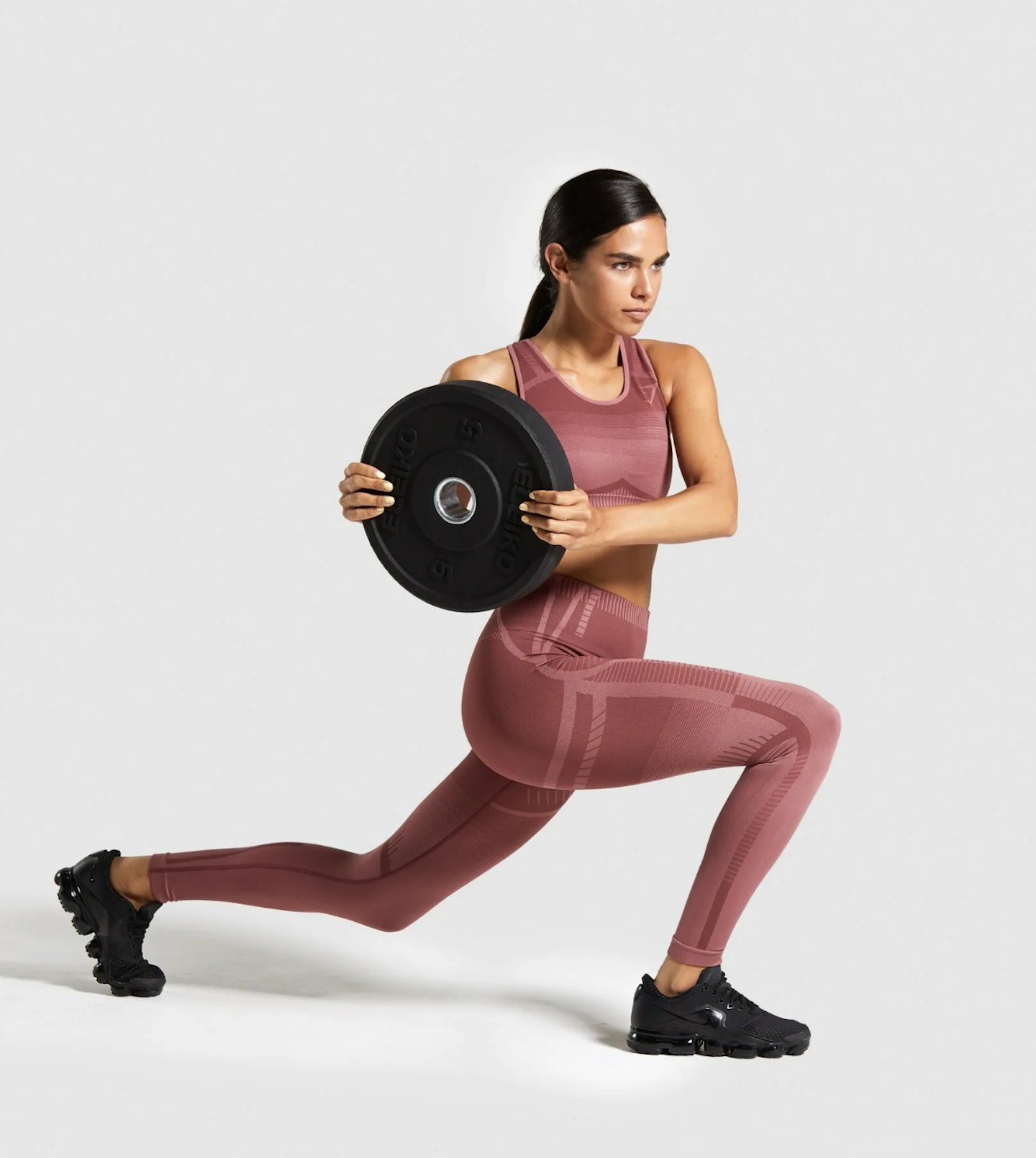 Here's What Christmas Gifts To Buy For The Woman In Your Life Who Loves  Weightlifting