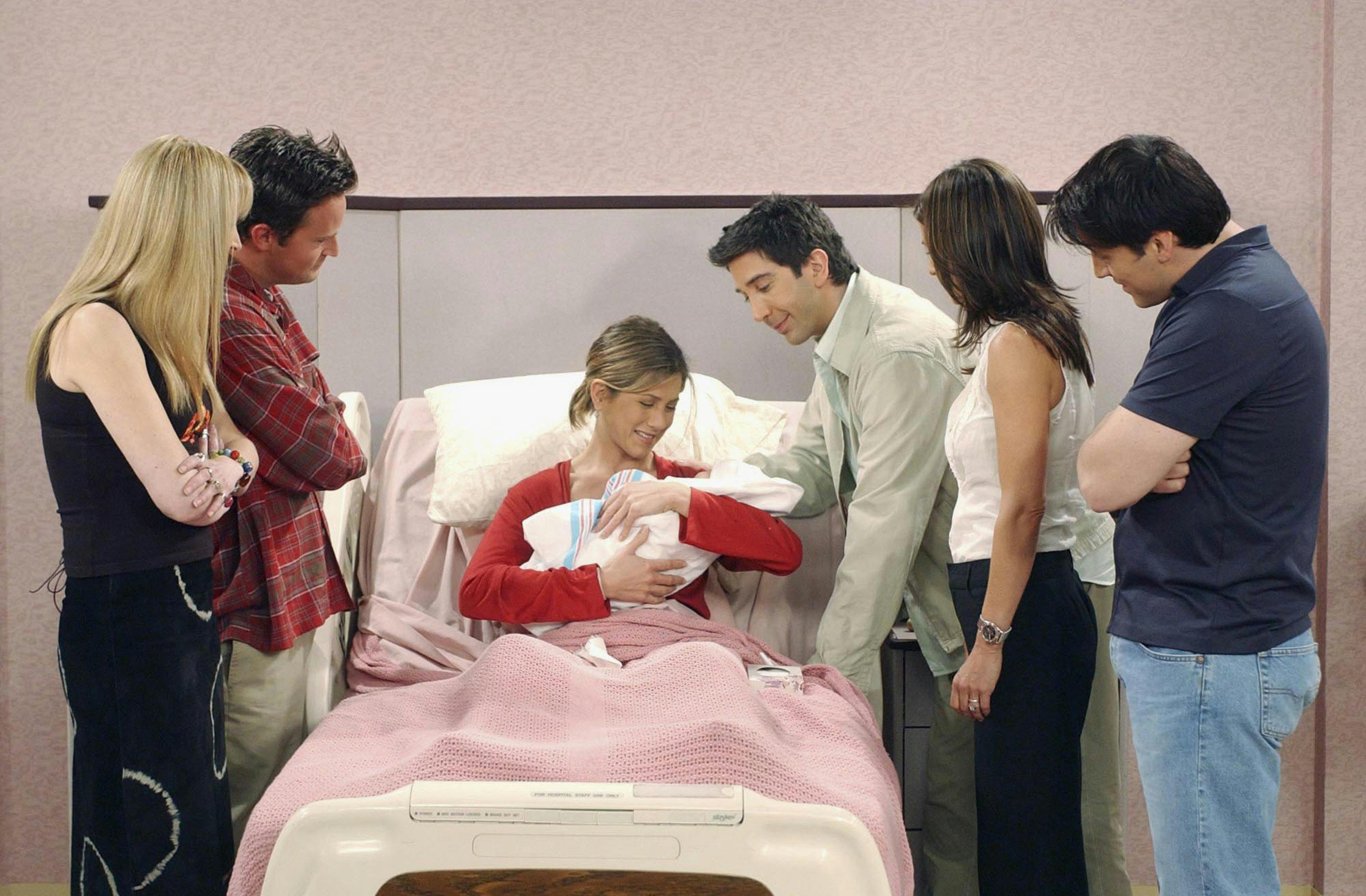 Baby Emma actress from Friends responds to Chandler’s 2020 gag in the ...