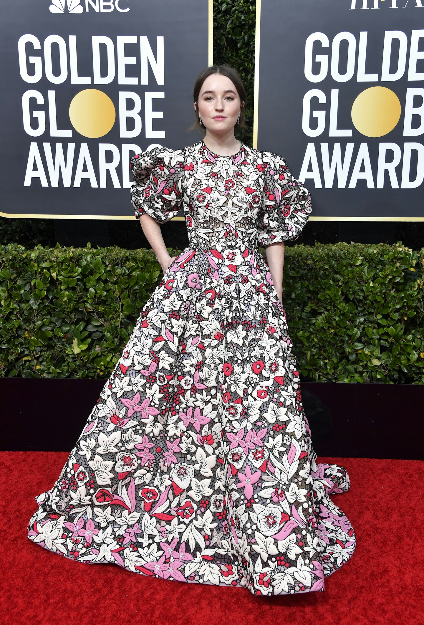 Kaitlyn Dever wearing Valentino Haute Couture