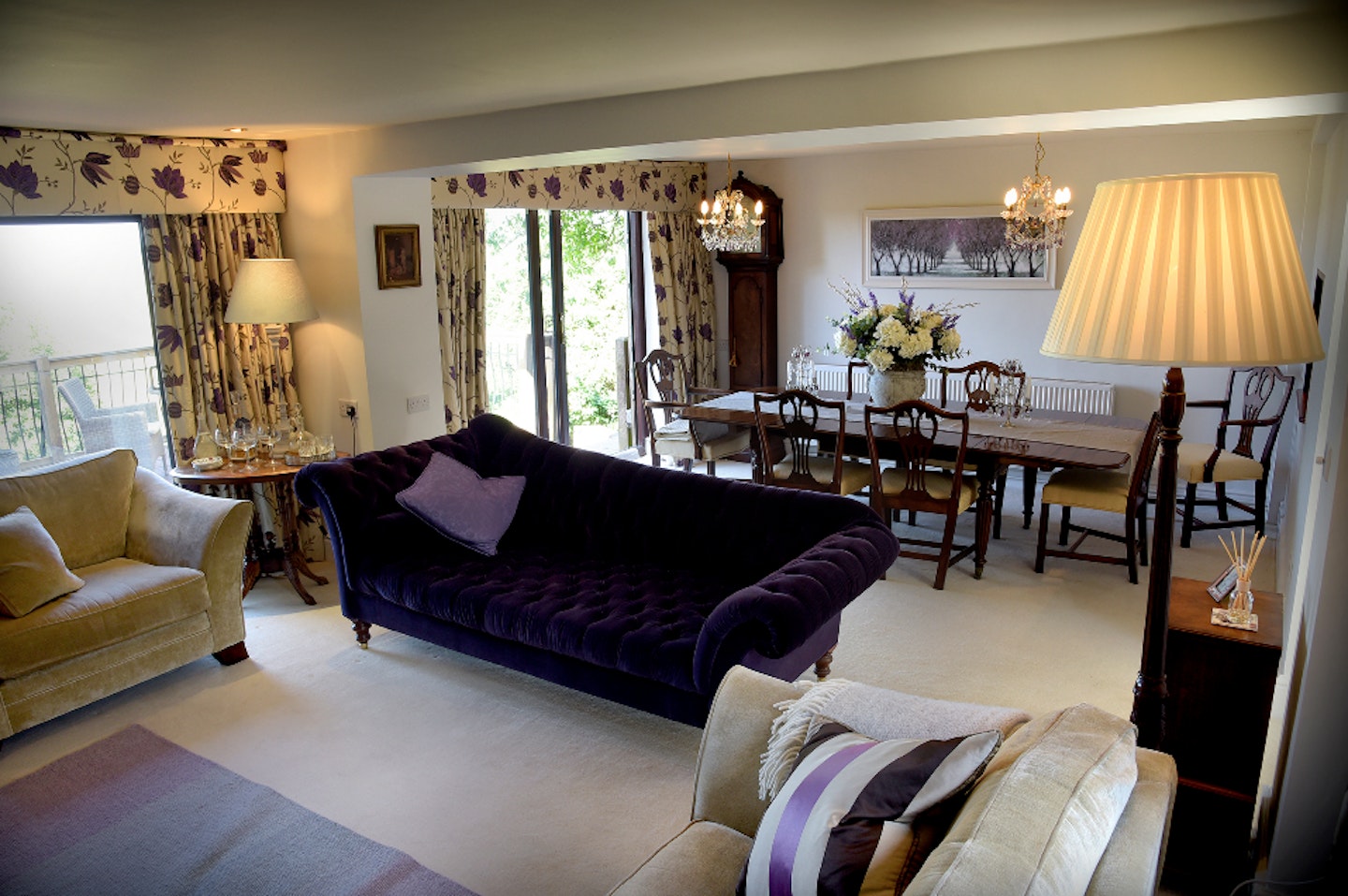 Lounge-at-Amberley