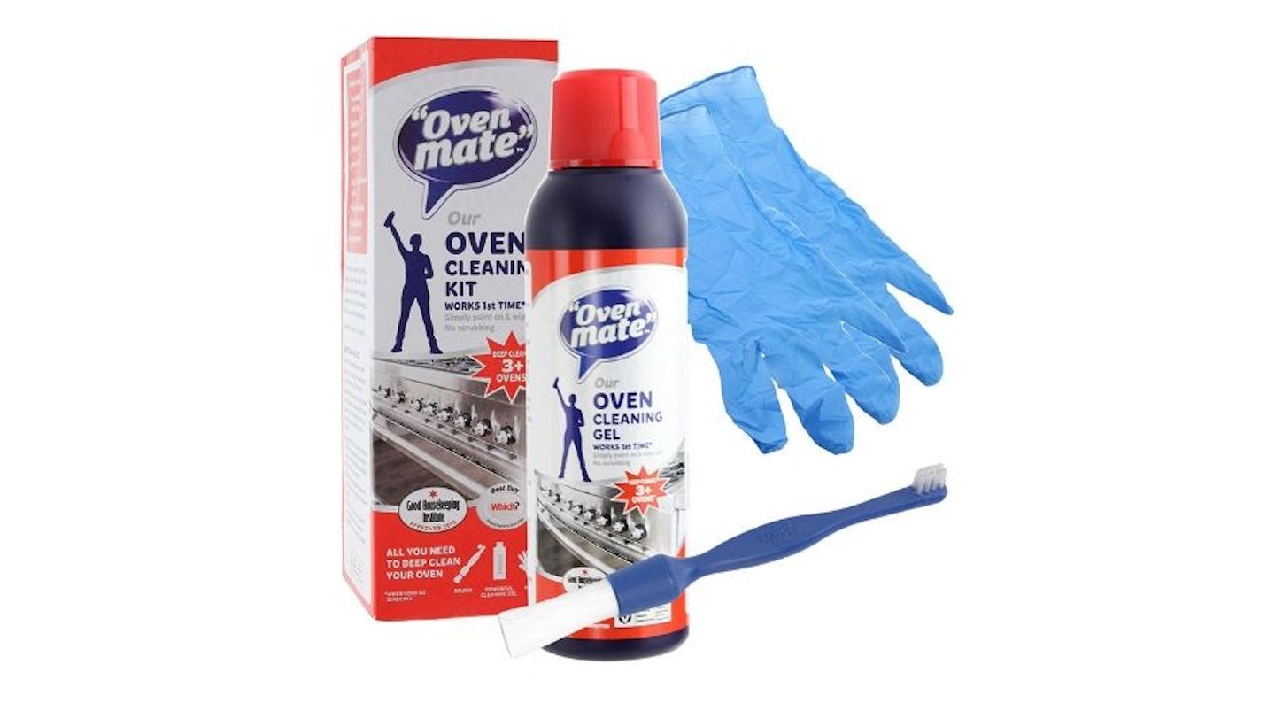 Oven Mate Cleaning Set that comes with a cleaning gel, two disposable gloves and an applicator brush