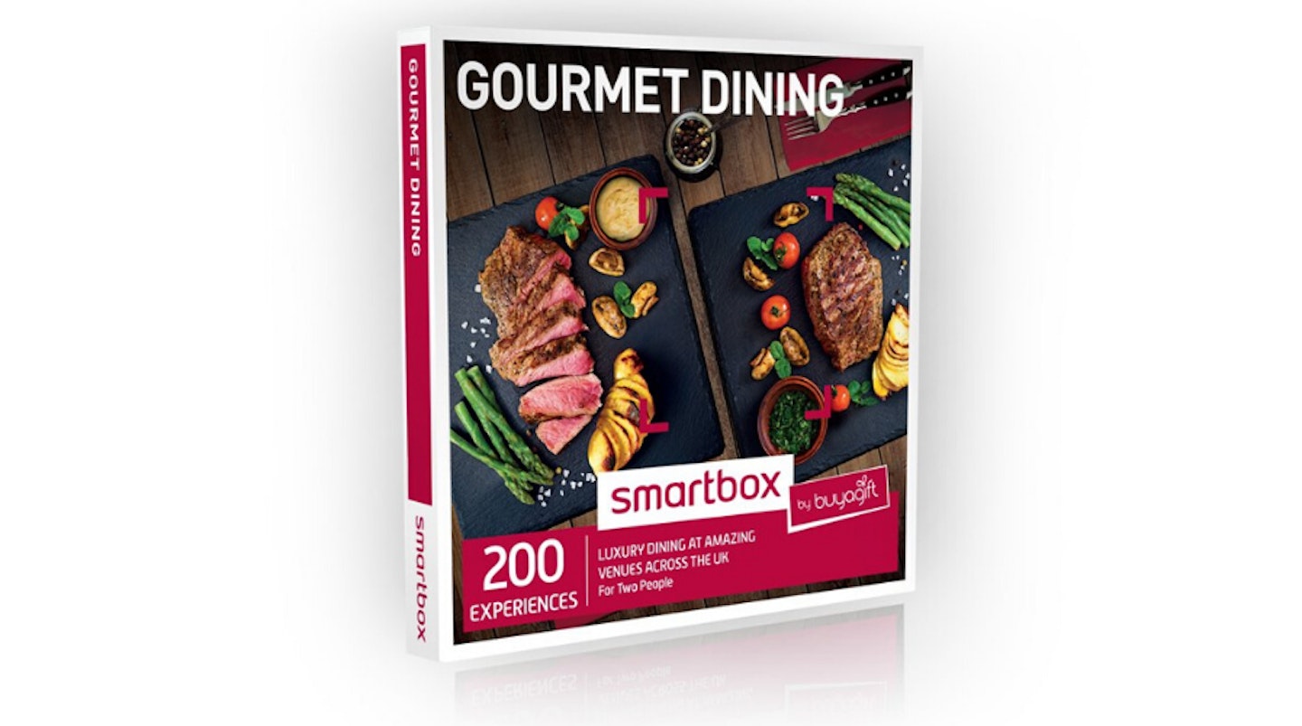 Gourmet dining experience box