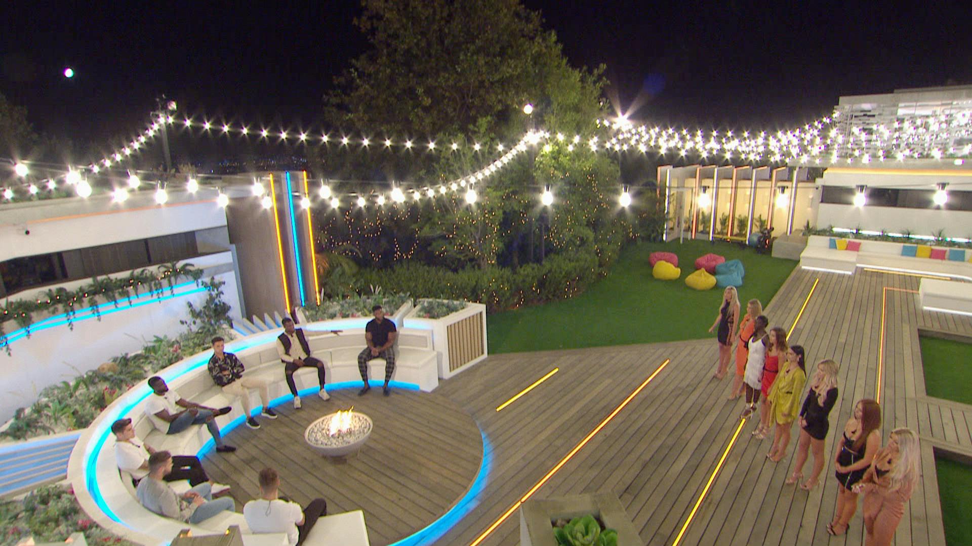 Love Island spoilers: one girl is dumped from the Island | Closer