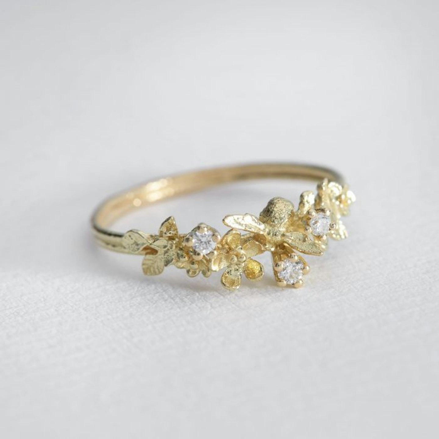 Alex Monroe, Beekeeper Twist Ring with Three Diamonds