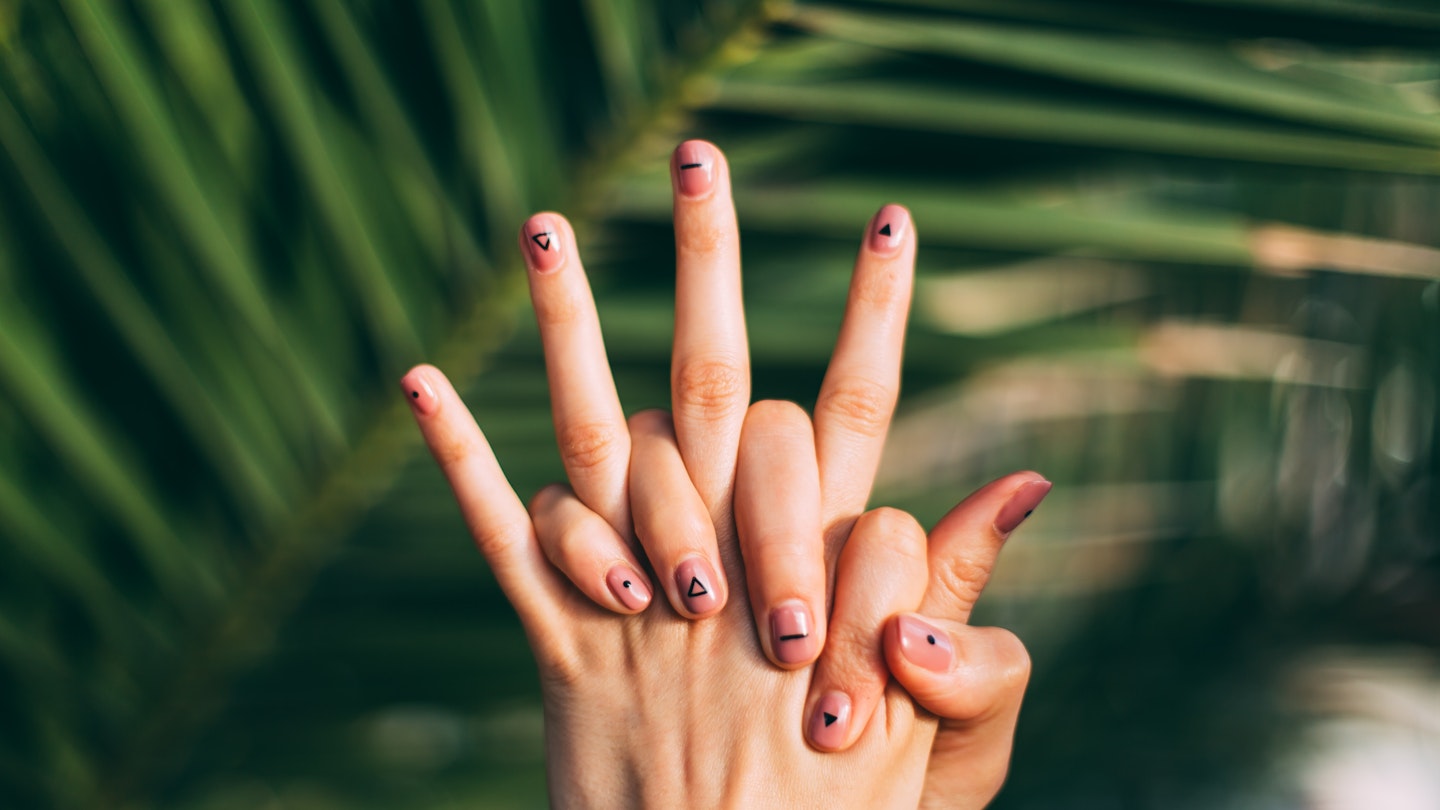 Manicure clean nails