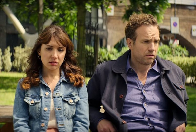 Trying Trailer Rafe Spall And Esther Smith Want A Baby Movies Empire