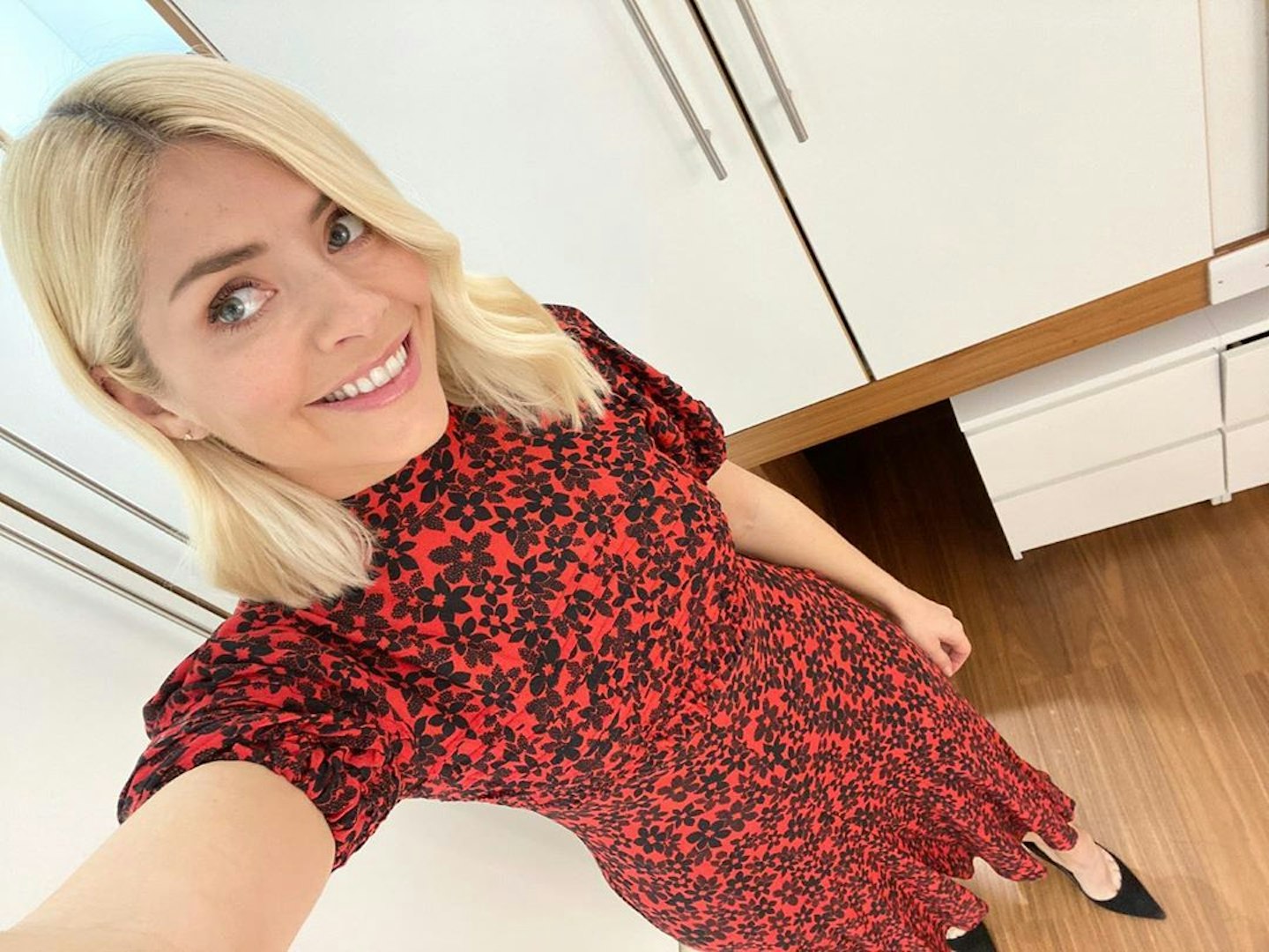 Holly Willoughby's new work shoes are a huge autumn trend - shop the look