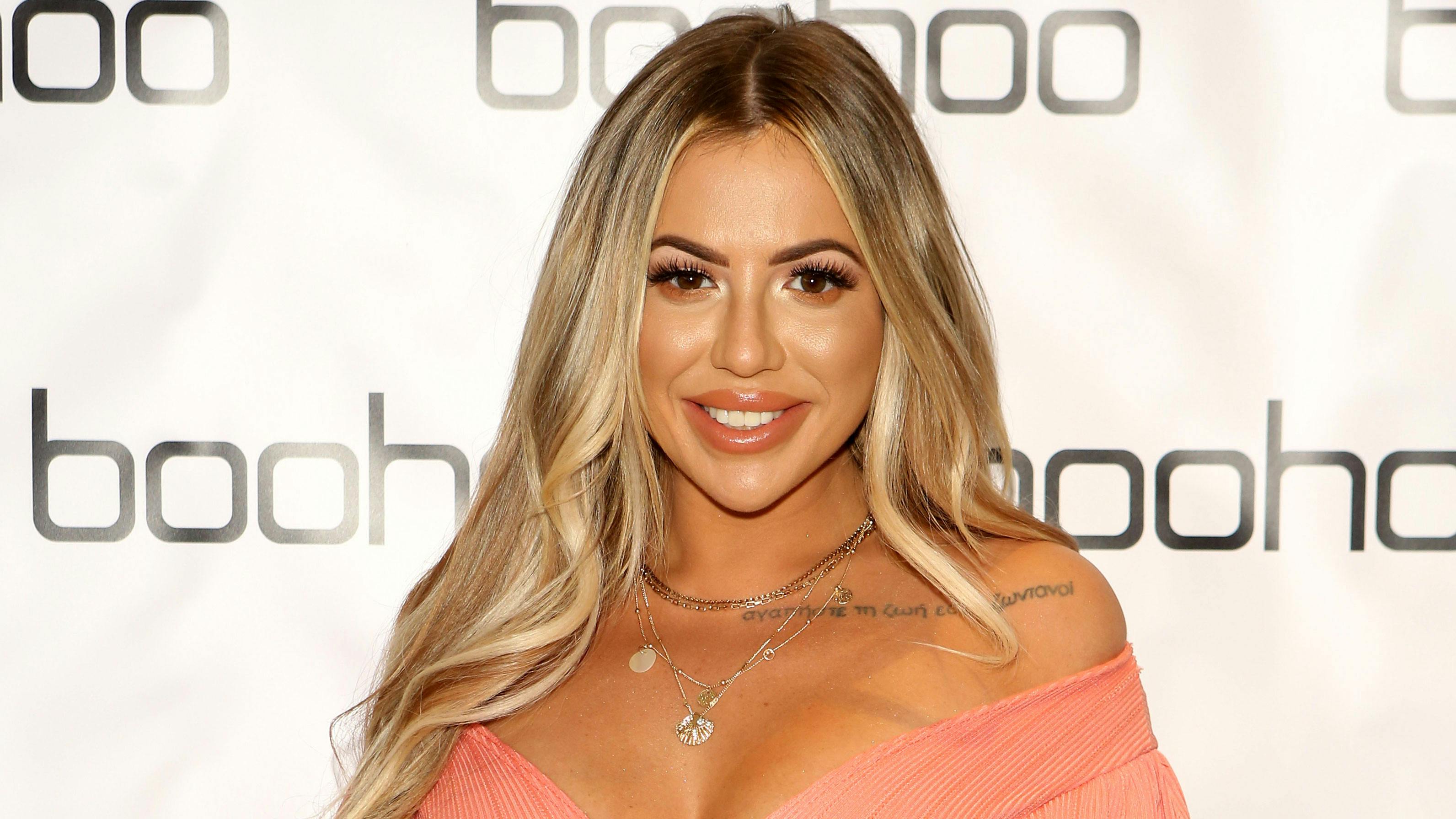 Holly Hagan reveals greasy hair hack and it s a game changer