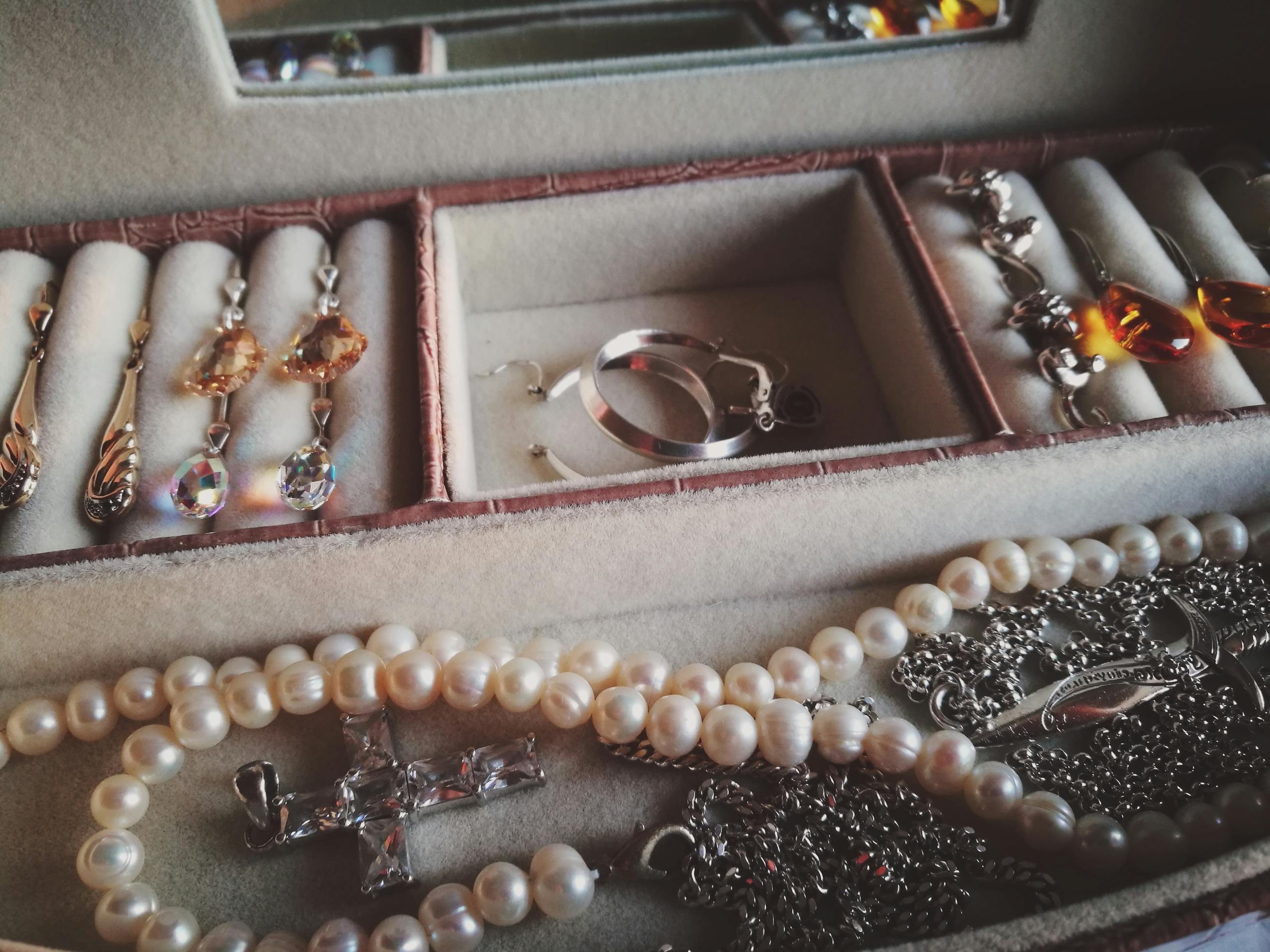 Cheap jewlery clearance stores