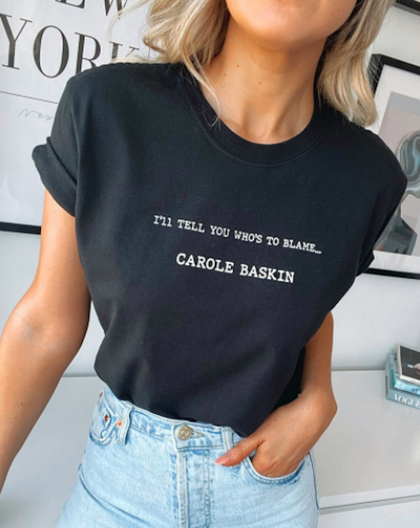 Black 'Who's To Blame' Slogan T-shirt