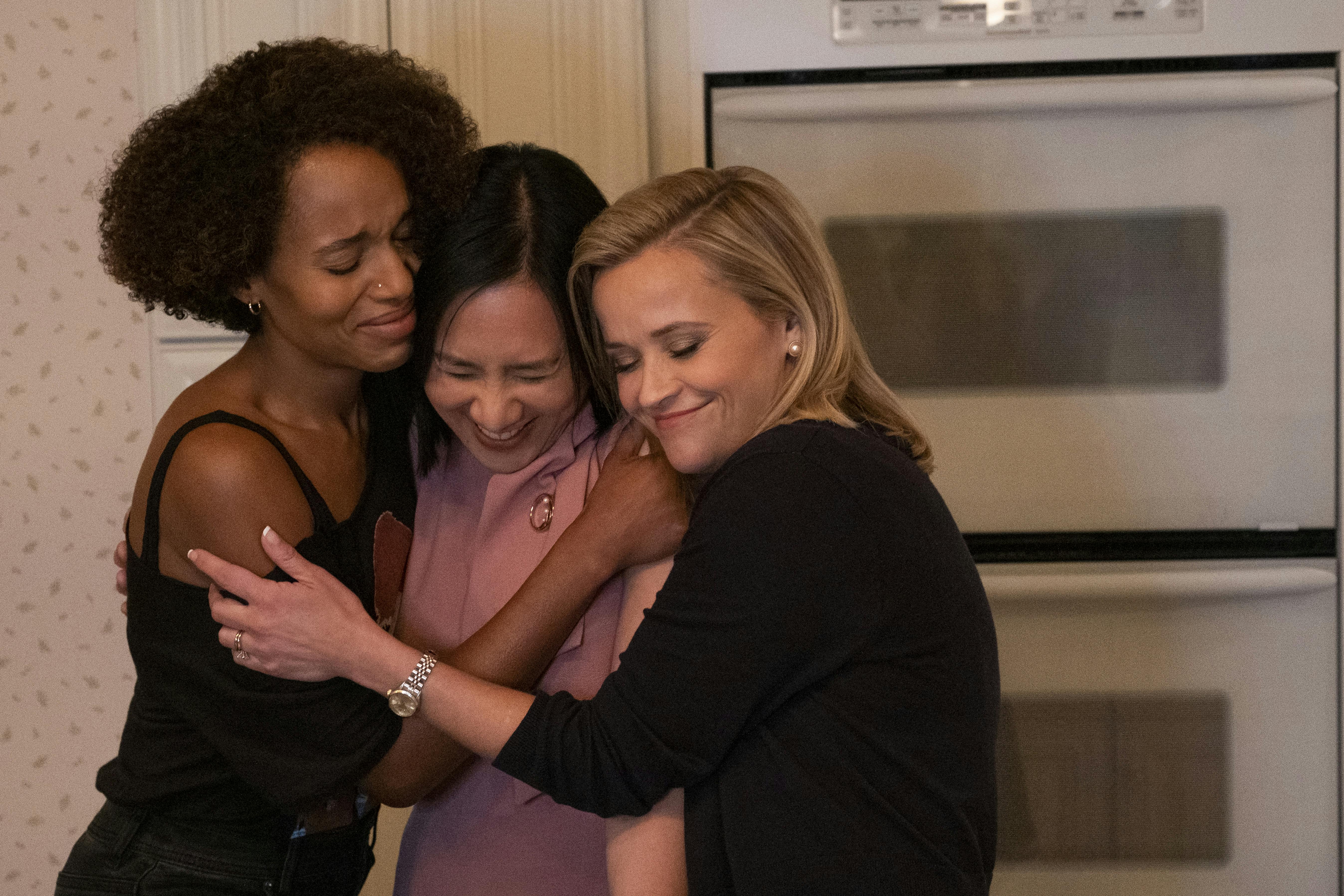 Little Fires Everywhere Review Reese Witherspoon and Kerry Washington