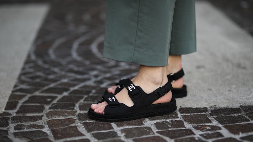 Online Searches For 'Dad Sandals' Have Peaked – Here's How To Actually Wear  Them | Grazia