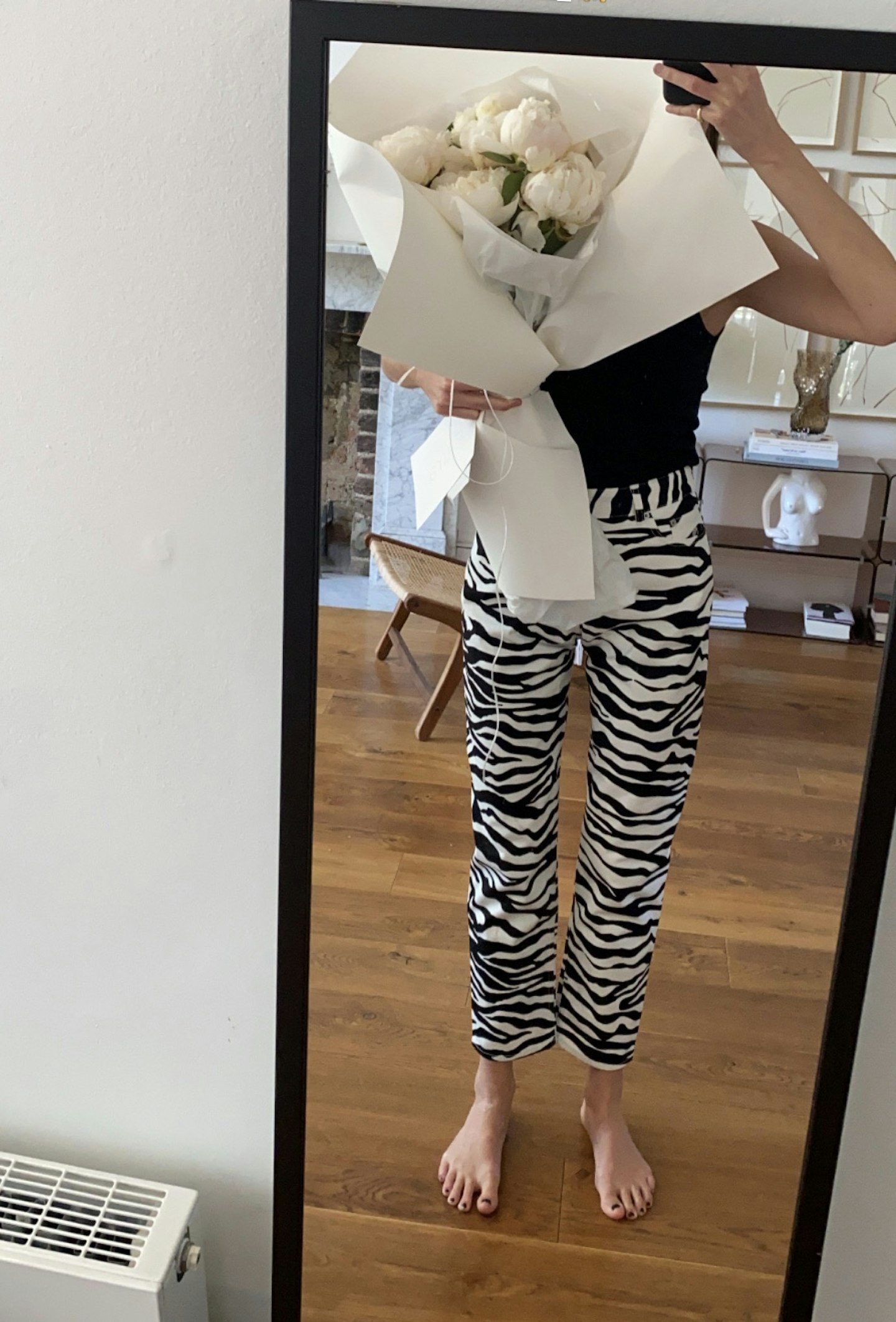 Camille Charriere takes a floral selfie