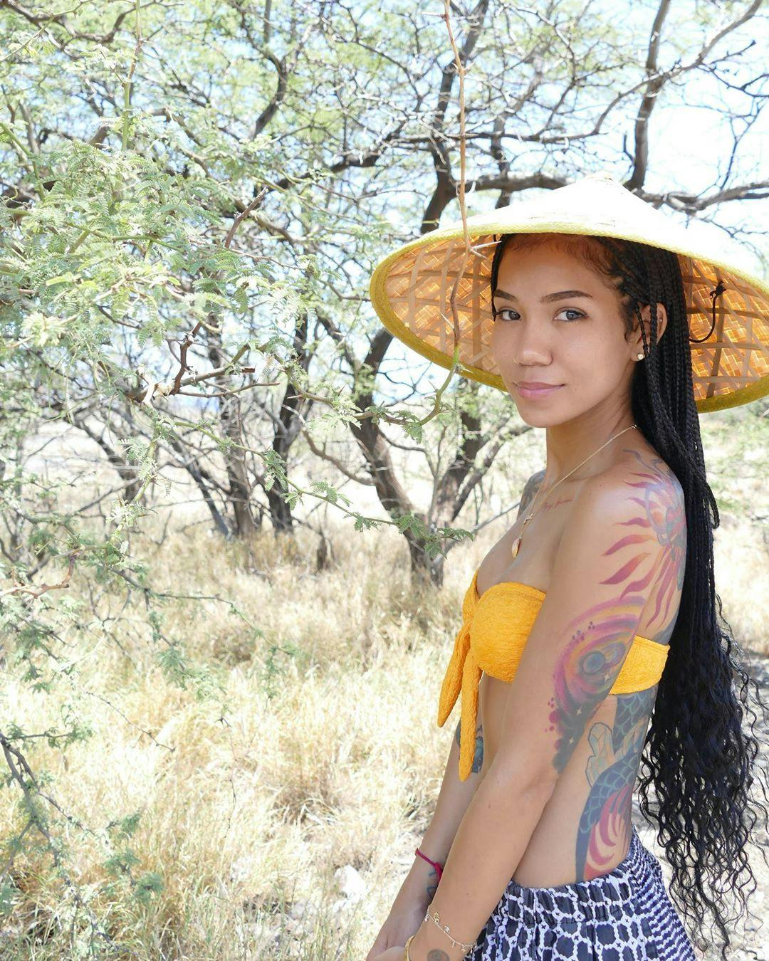Jhene Aiko has Twitter MAD over her racist tattoo  Page 3  Lipstick  Alley