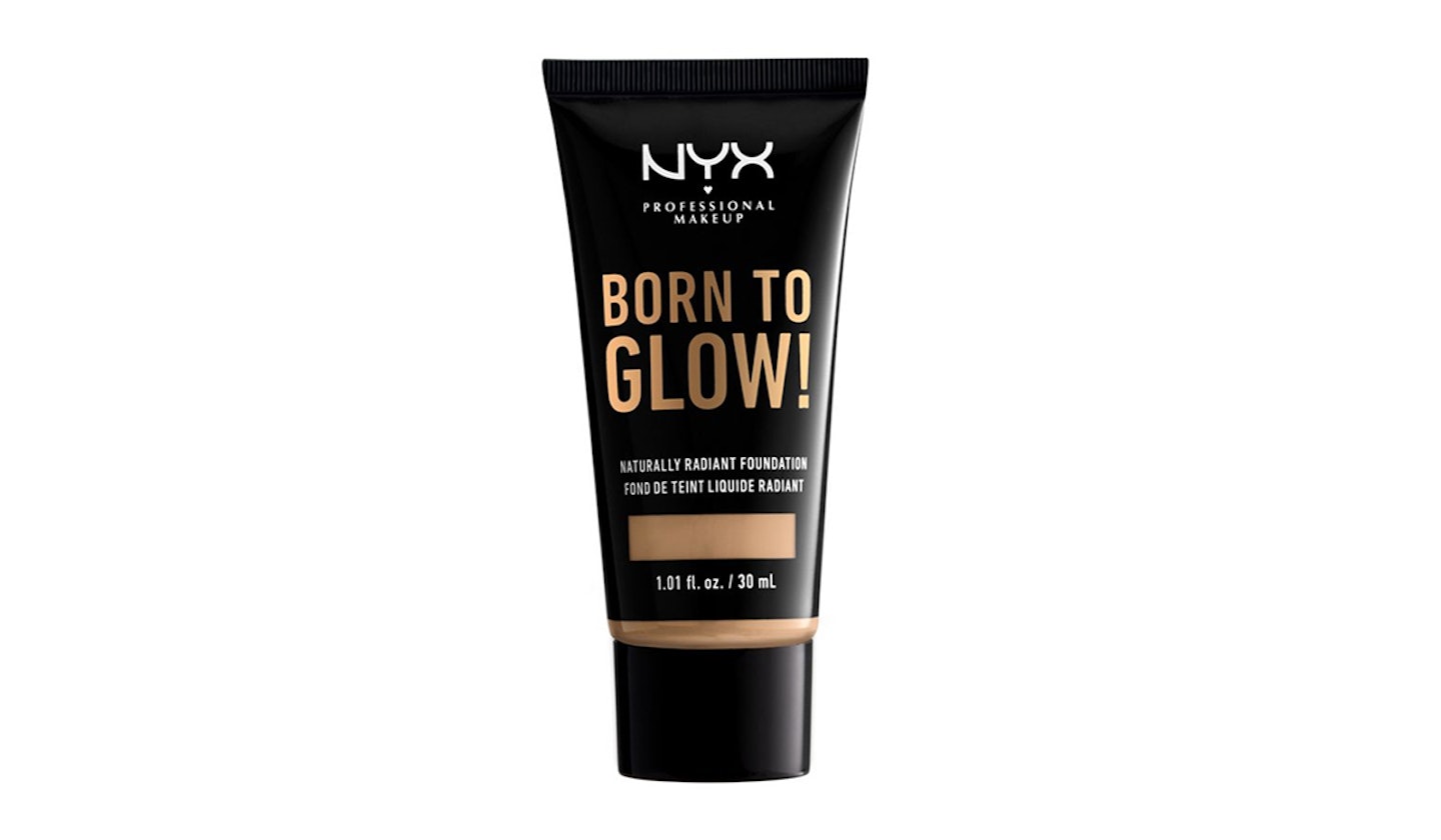 Born To Glow Naturally Radiant Foundation